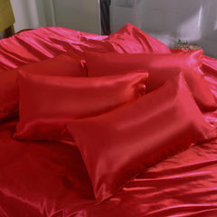 6PC Scarlet Red Satin Bed Set – Includes Duvet, Fitted Sheet & Pillow Covers